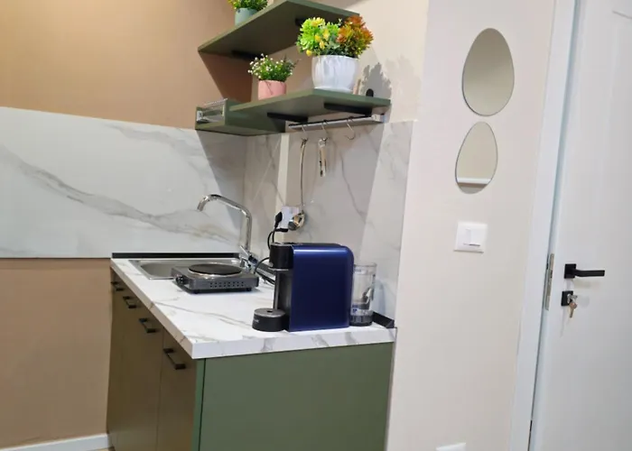 Center Cozy Nest 招待所